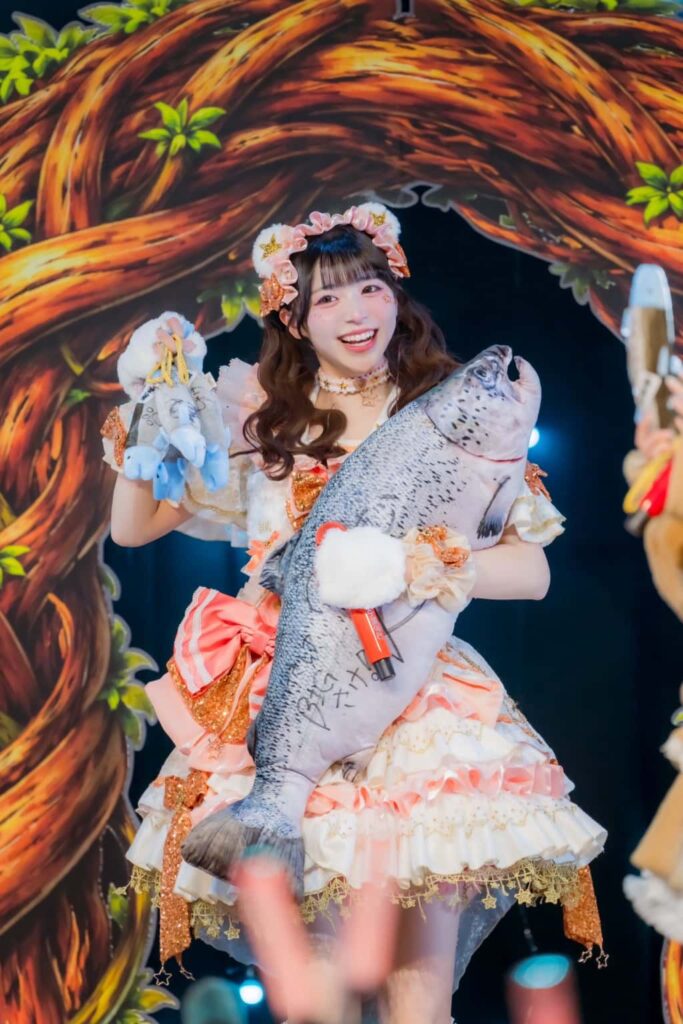 小熊まむ(こぐま まむ)【オレンジ色】プロフィール|iLiFE!【あいらいふ】画像