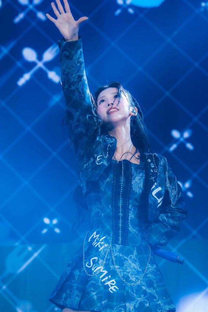 純嶺みき(すみれ みき)【紫色】プロフィール｜iLiFE!【あいらいふ】画像